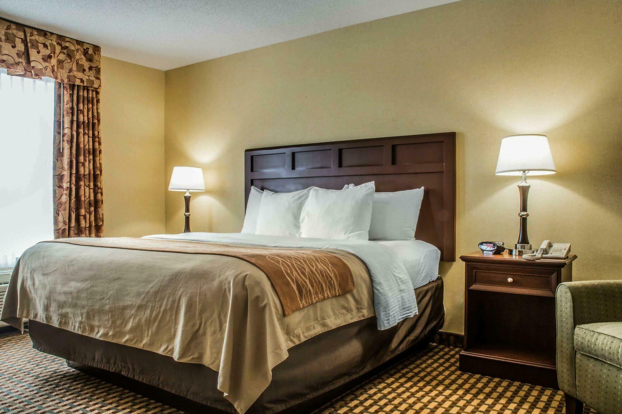 Comfort Inn & Suites Farmington - Victor Eksteriør billede